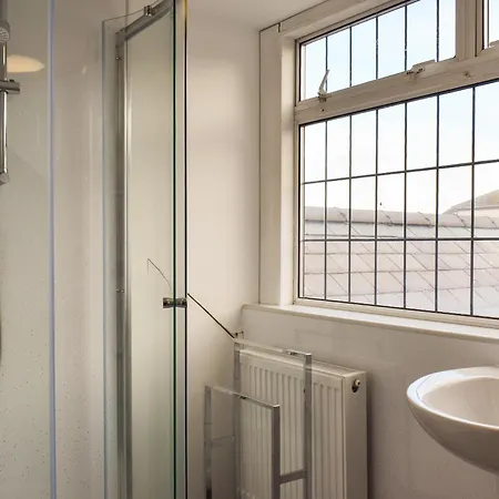 아파트 Cliff Retreat 휫비